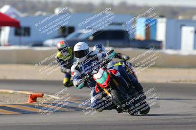 media/Dec-18-2022-SoCal Trackdays (Sun) [[8099a50955]]/Turn 2 (950am)/